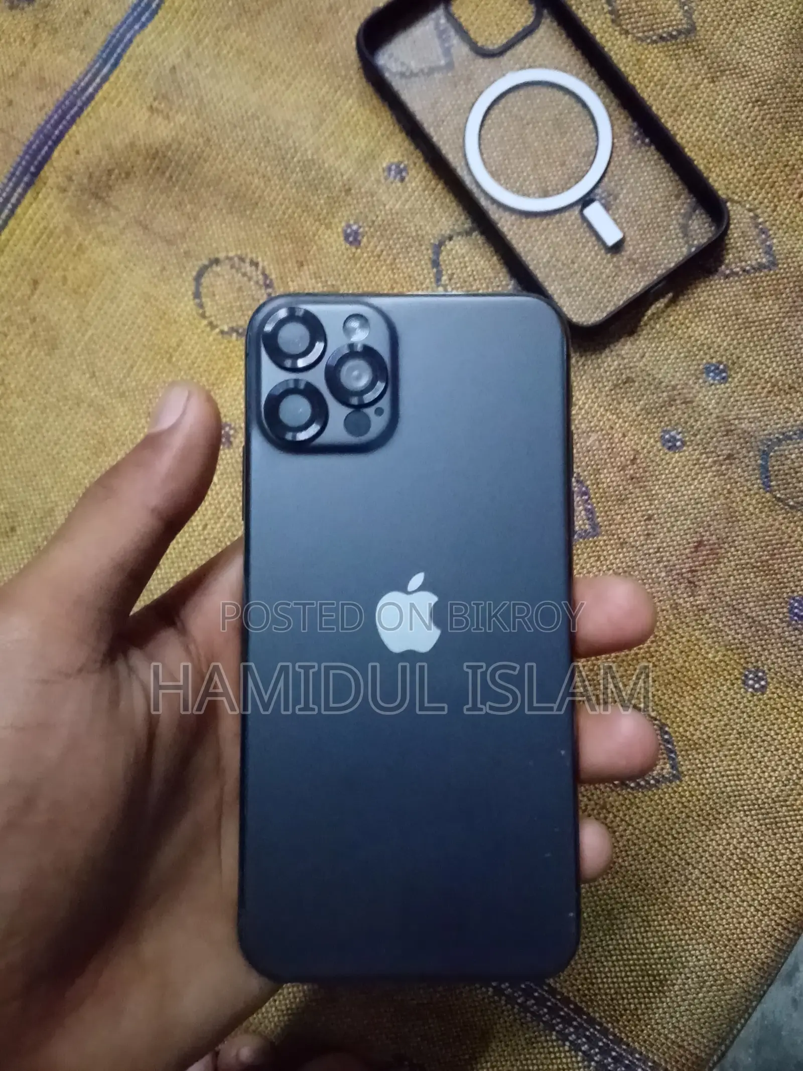 Apple iPhone XS (Used)