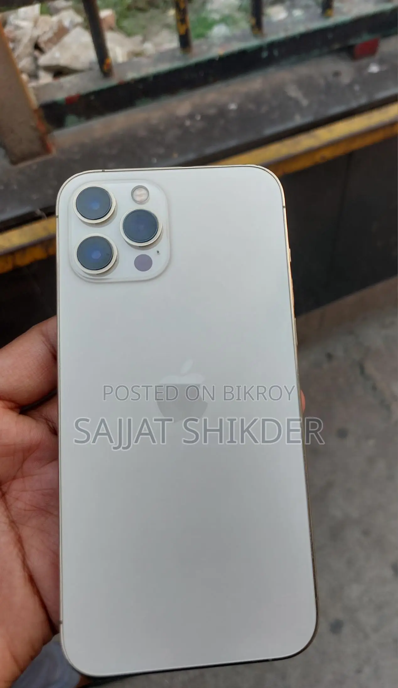 অ্যাপল আইফোন ১২ প্রো ম্যাক্স ফুল ফ্রেশ (ব্যবহৃত)