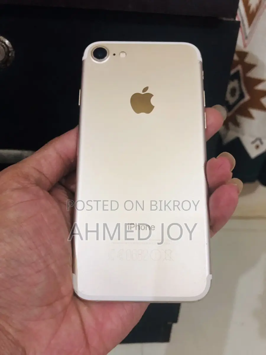 Apple iPhone 7 (Used)