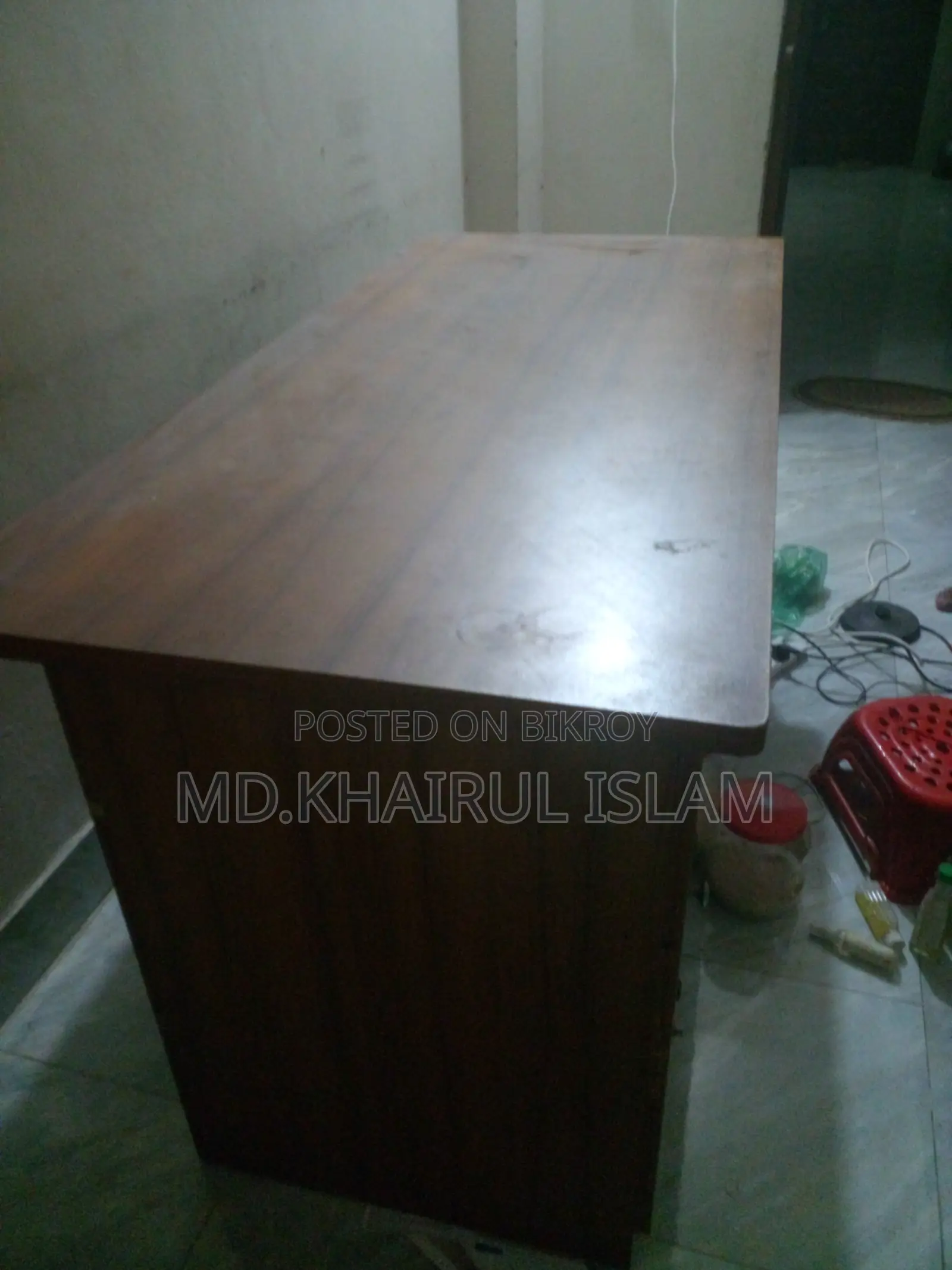 Melamine Board Table for Sale
