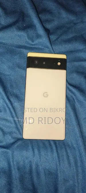 Google Pixel 6 . (Used)
