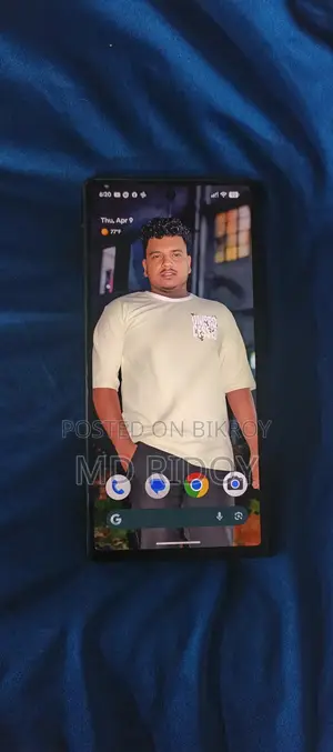 Google Pixel 6 . (Used)