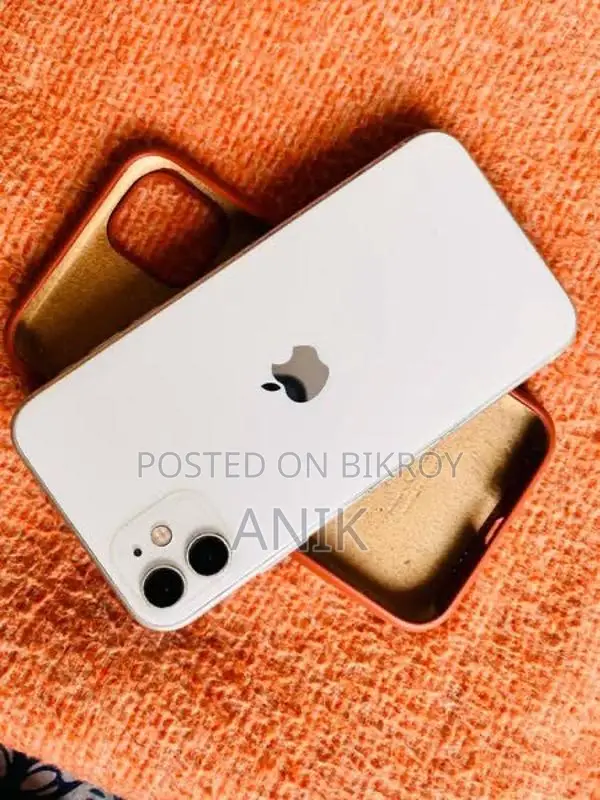 Apple iPhone 11, (Used)