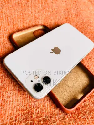 Apple iPhone 11, (Used)