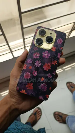 Tecno Spark 20 Pro+ 8+8/256 (Used)