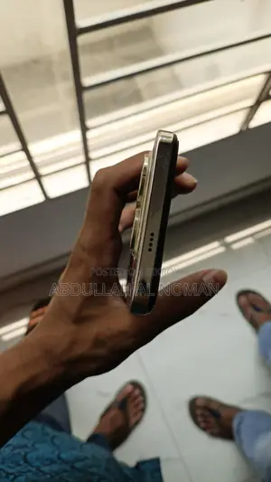 Tecno Spark 20 Pro+ 8+8/256 (Used)