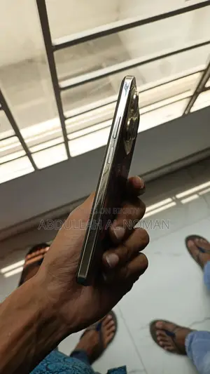 Tecno Spark 20 Pro+ 8+8/256 (Used)