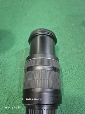 Canon 18 135 mm stm lens 1:3.5_5.6
