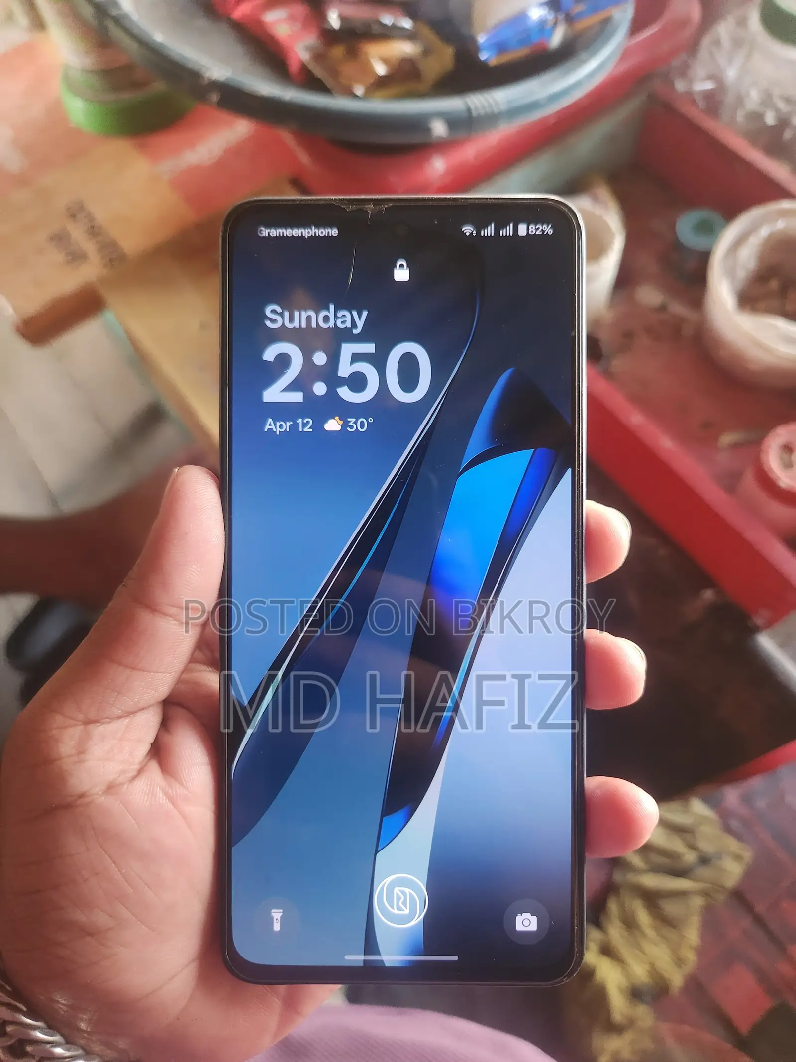 OnePlus Mobile Phone (Used)