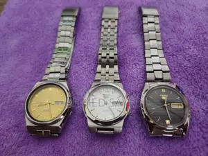 Seiko 5 Premium