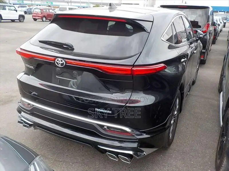 Toyota Harrier Z Leather Pack. 2021