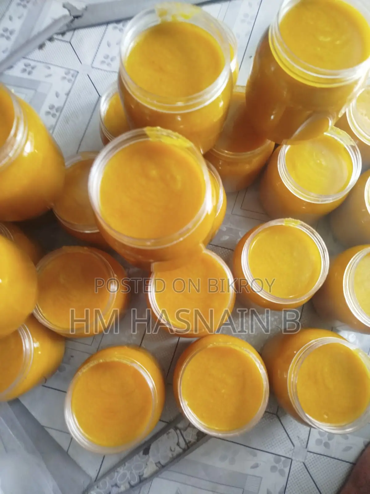 হাতে তৈরি দানাদার খাঁটি গাওয়া ঘি