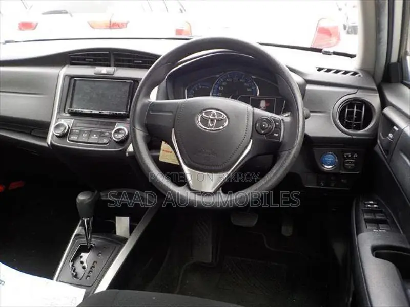 Toyota Fielder Ex 2020