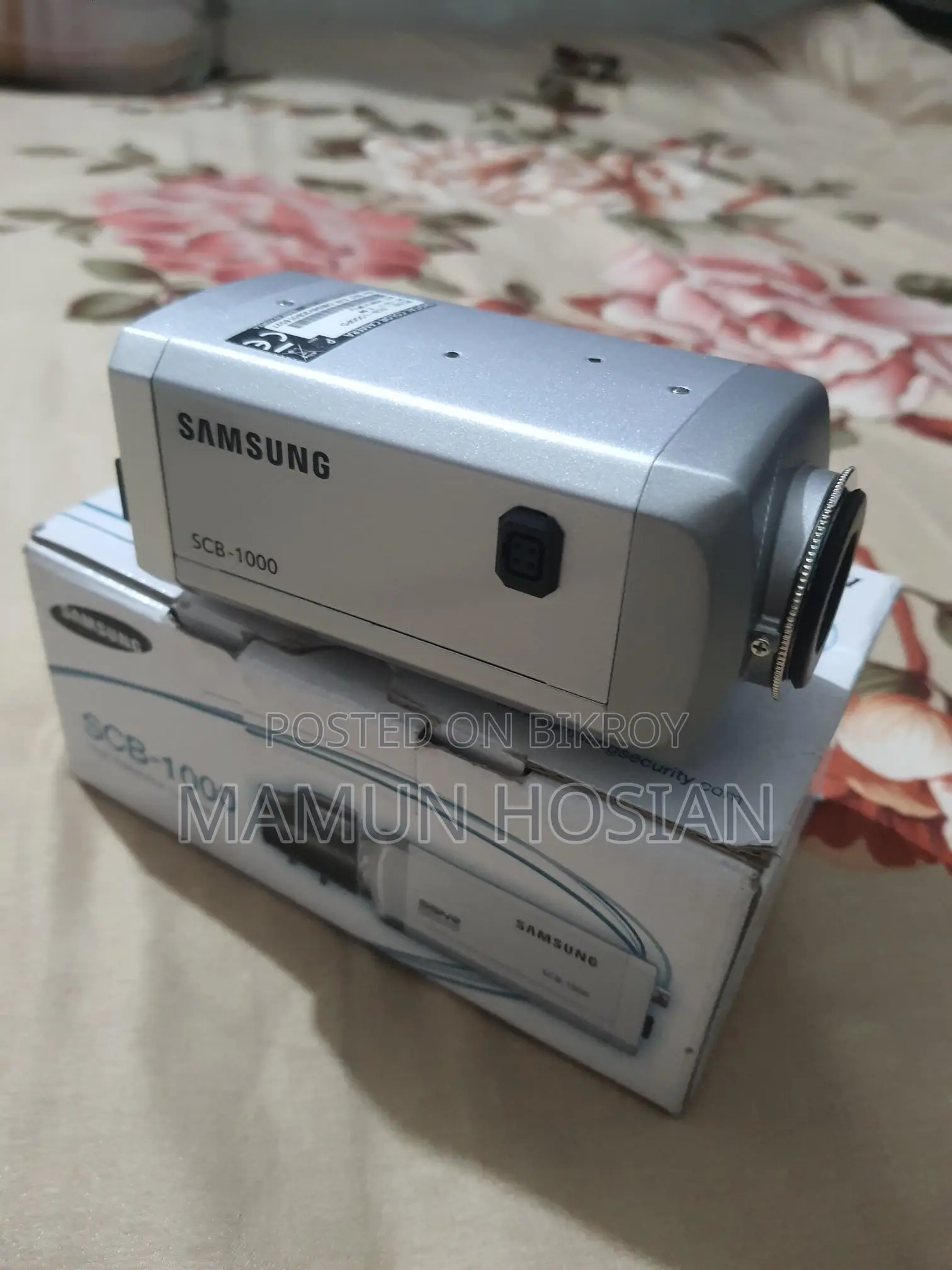 Samsung SCB-1000 Day-Night CCTV Camera