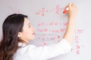 EXPERT MATH HOME TUTOR IN FARMGATE