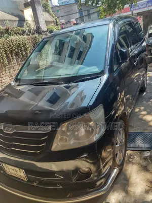 Toyota Noah 2002