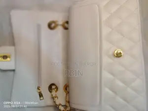 Ladies Genuine Leather Shoulder Bag Imported from abroad