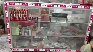 কসমেটিক্স দোকানর ডেকোরেশন