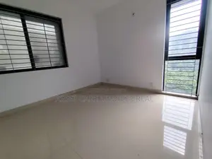 3552-Sqft New Office Space Rent Baridhara Diplomatic Zone