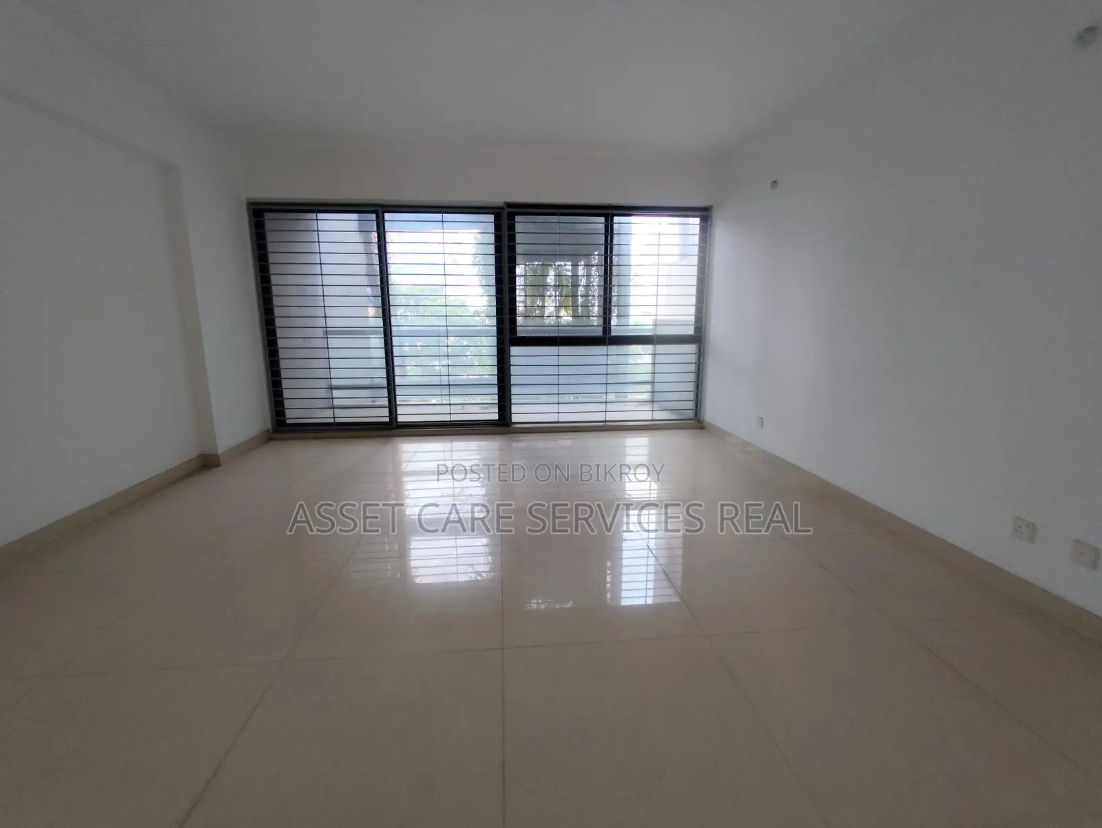 3552-Sqft New Office Space Rent Baridhara Diplomatic Zone