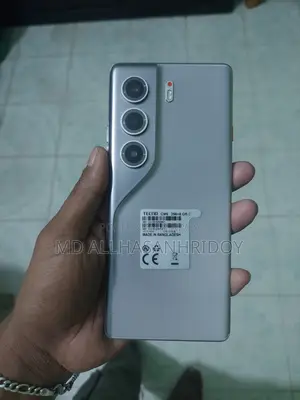 Tecno Camon 40 Pro . (Used)