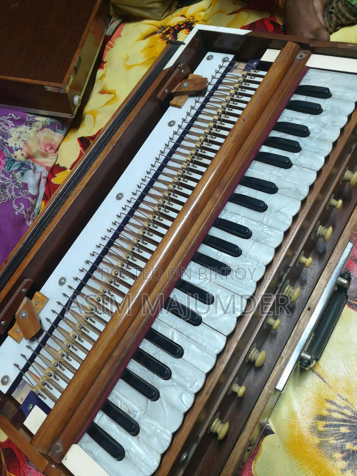 42-Key Box German Jubilate Reed Harmonium