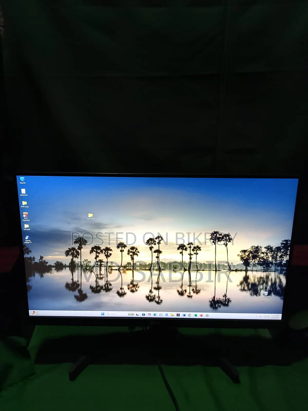 Desktop computer