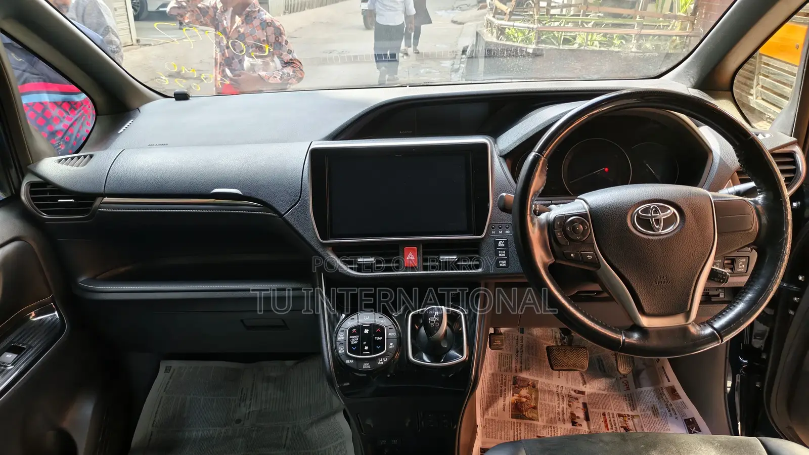 Toyota Esquire Hybrid GI Premium 2020