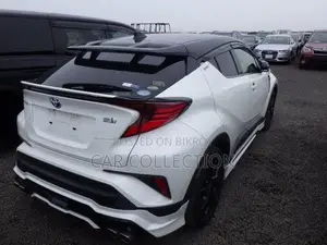 Toyota C-HR 2021