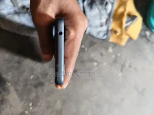 Motorola E32s (Used)