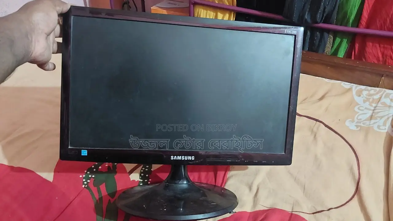 Monitor S19c300b