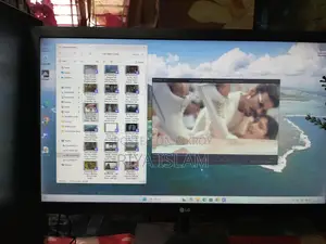 Desktop computer