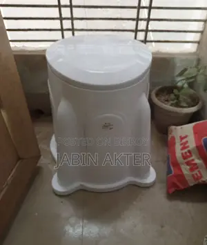 হাই কমোড