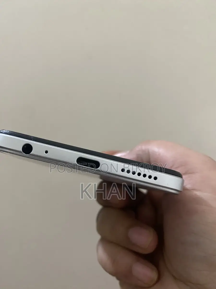 Infinix Hot 20 5g 4/128 (Used)