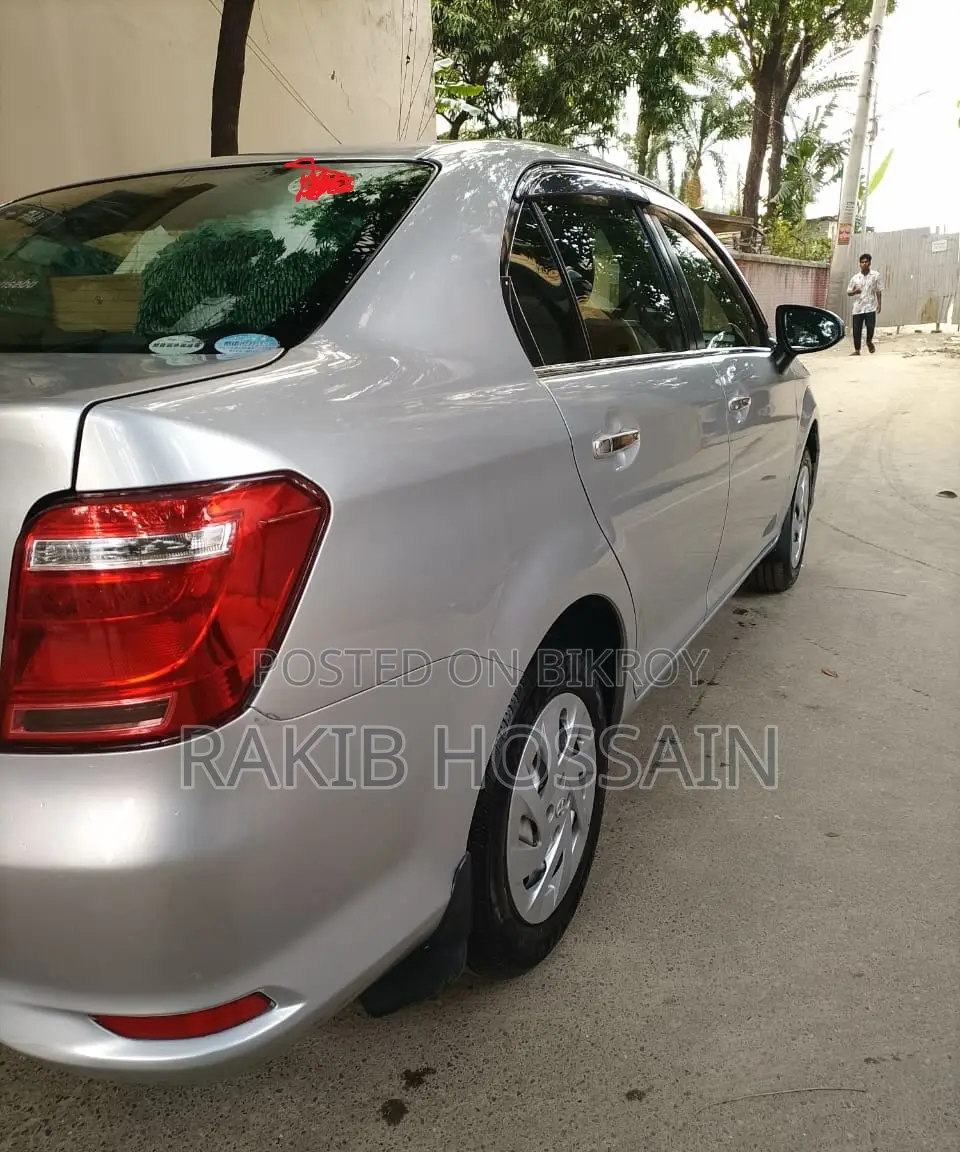 Toyota Axio 1.5 G 2WD 2015 Silver
