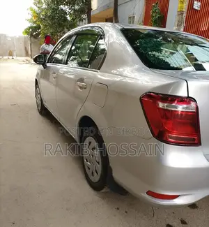 Toyota Axio 1.5 G 2WD 2015 Silver
