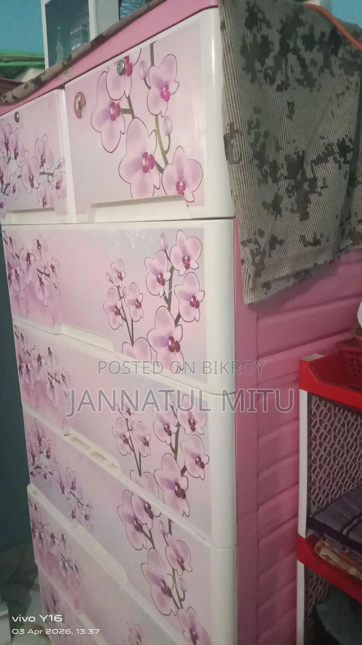 Wardrobes sell