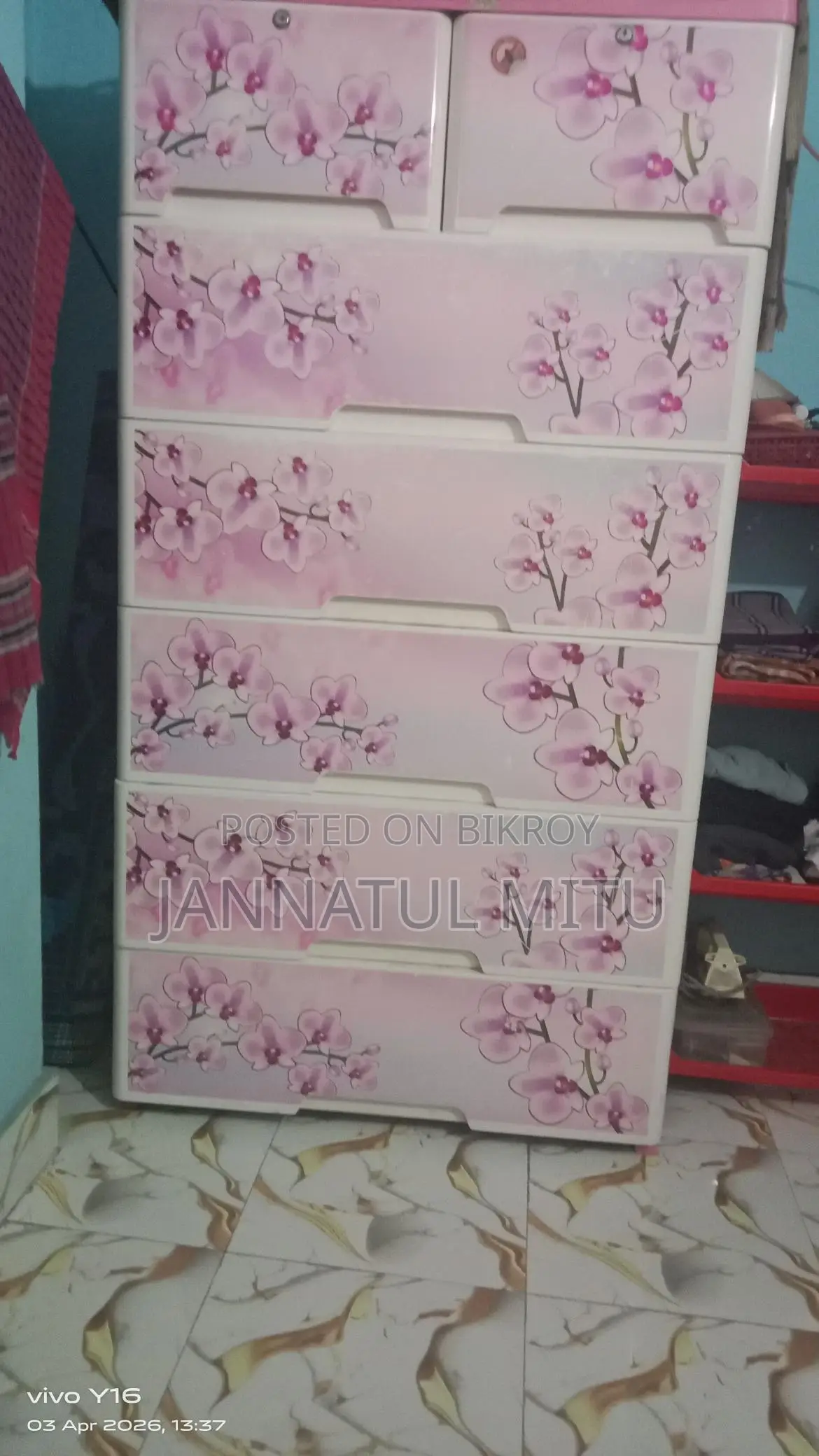 Wardrobes sell