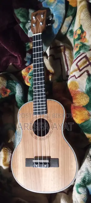 Ukulele বিক্রি