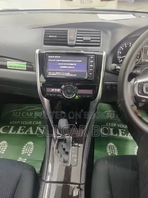 Toyota Premio 14k KM 2020