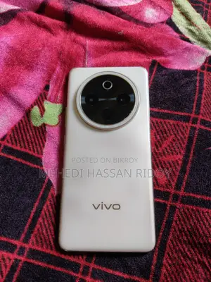 Vivo Y300 Pro 8/128 (Used)