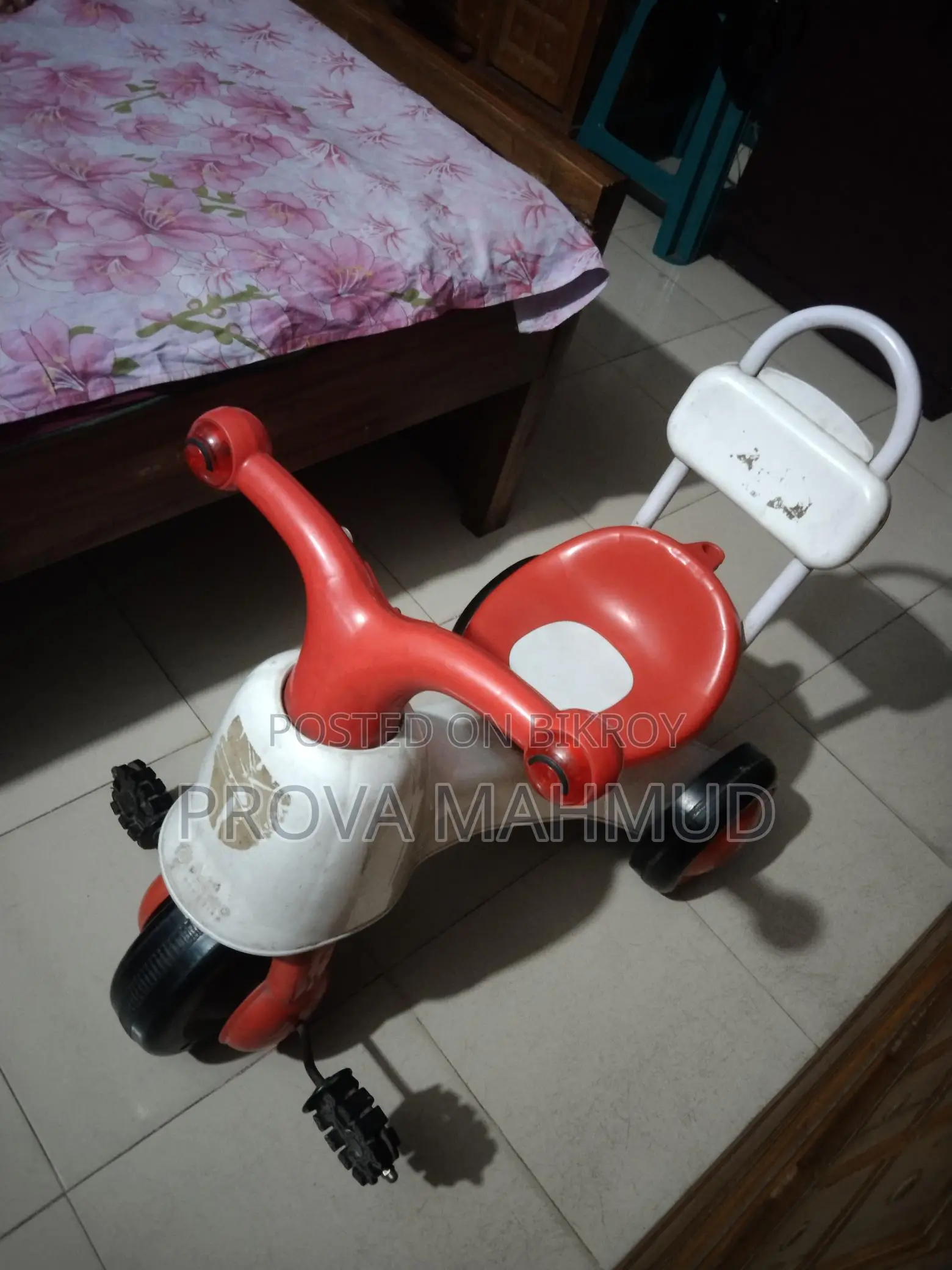 বাচ্চাদের সাইকেল (৩ চাকার)