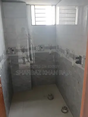 3-Bed Ready Flat for Sale in a Pleasant Environment