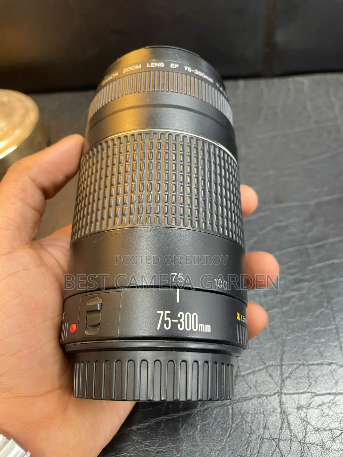 📸 Canon Zoom Lens EF 75-300mm for Sale