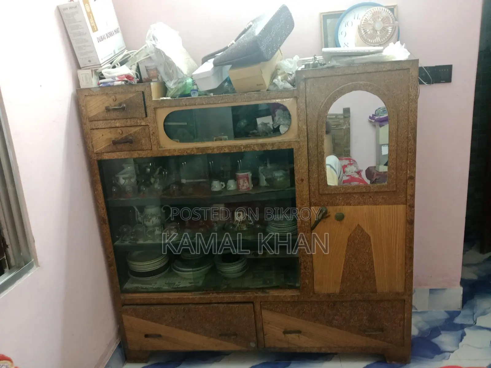 Showcase For Sell