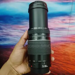 Canon 75-300mm f4.5/LENS