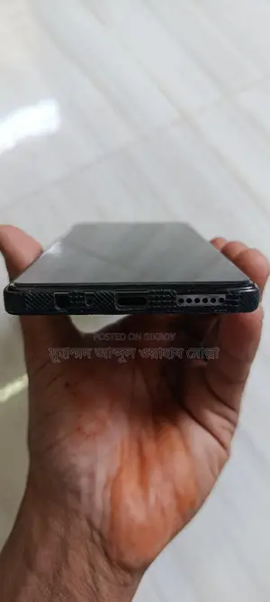 Tecno Camon 30 . (Used)