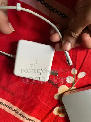 Macbook Pro i5