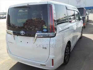 Toyota Esquire Gi Package 2020