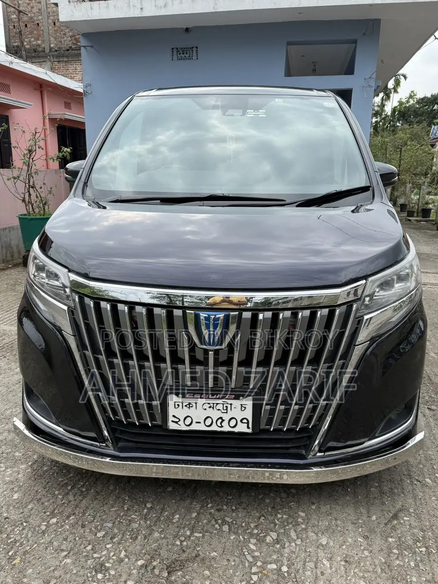 Toyota Esquire GI Premium 2017
